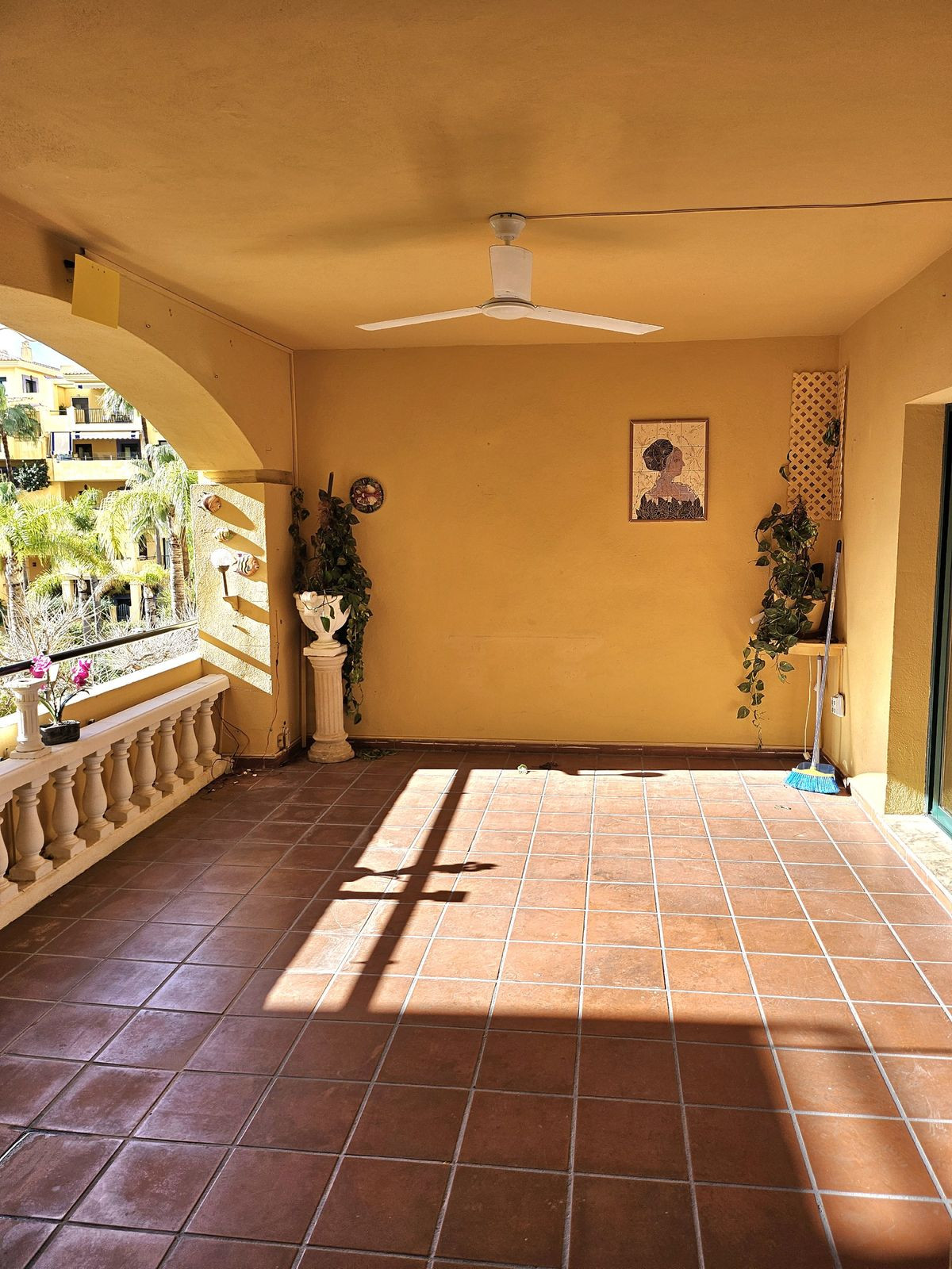 Appartement te koop in San Pedro de Alcántara | 2 slaapkamers H5300320