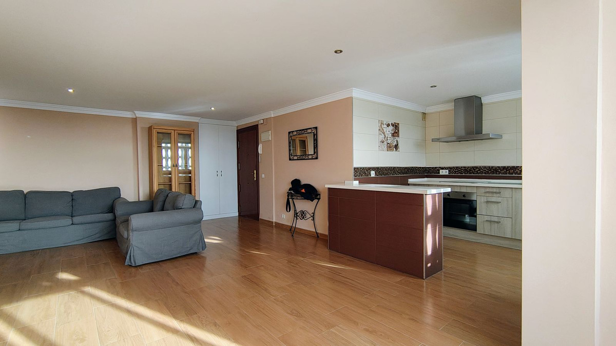 Appartement te koop in San Pedro de Alcántara | 4 slaapkamers H5302522