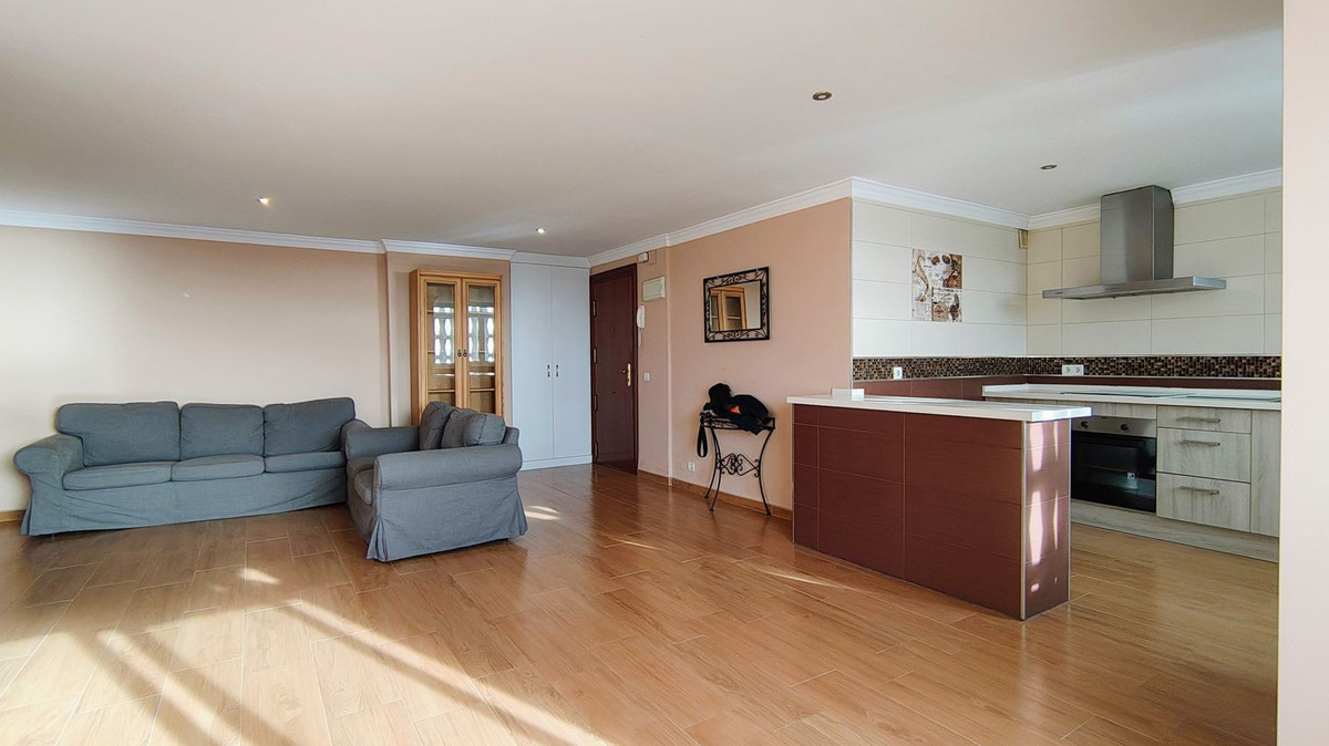 Appartement te koop in San Pedro de Alcántara | 4 slaapkamers H5302522