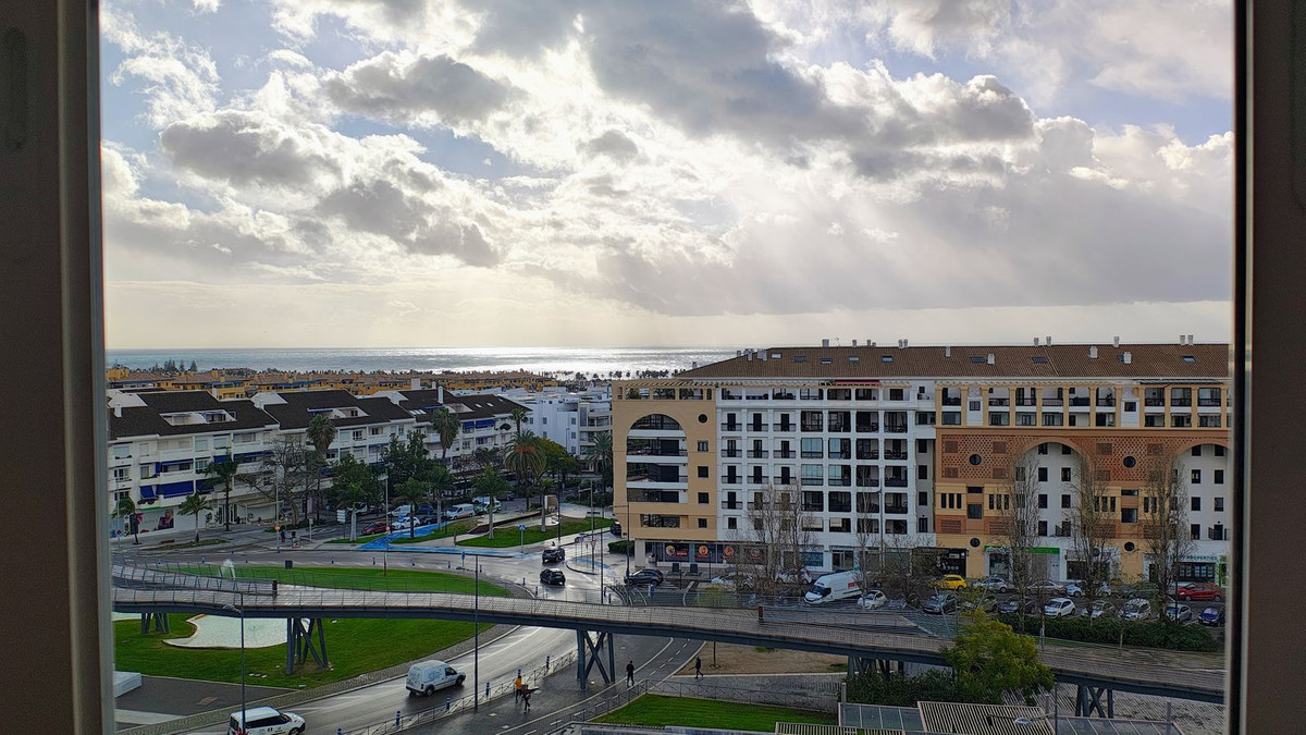 Appartement te koop in San Pedro de Alcántara | 4 slaapkamers H5302522