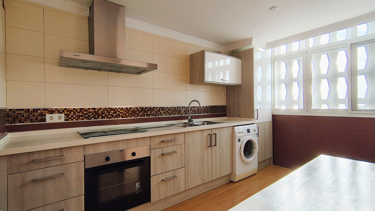 Appartement te koop in San Pedro de Alcántara | 4 slaapkamers H5302522