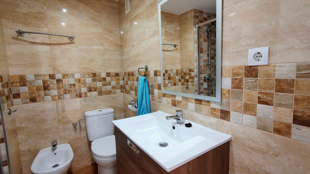 Appartement te koop in San Pedro de Alcántara | 4 slaapkamers H5302522