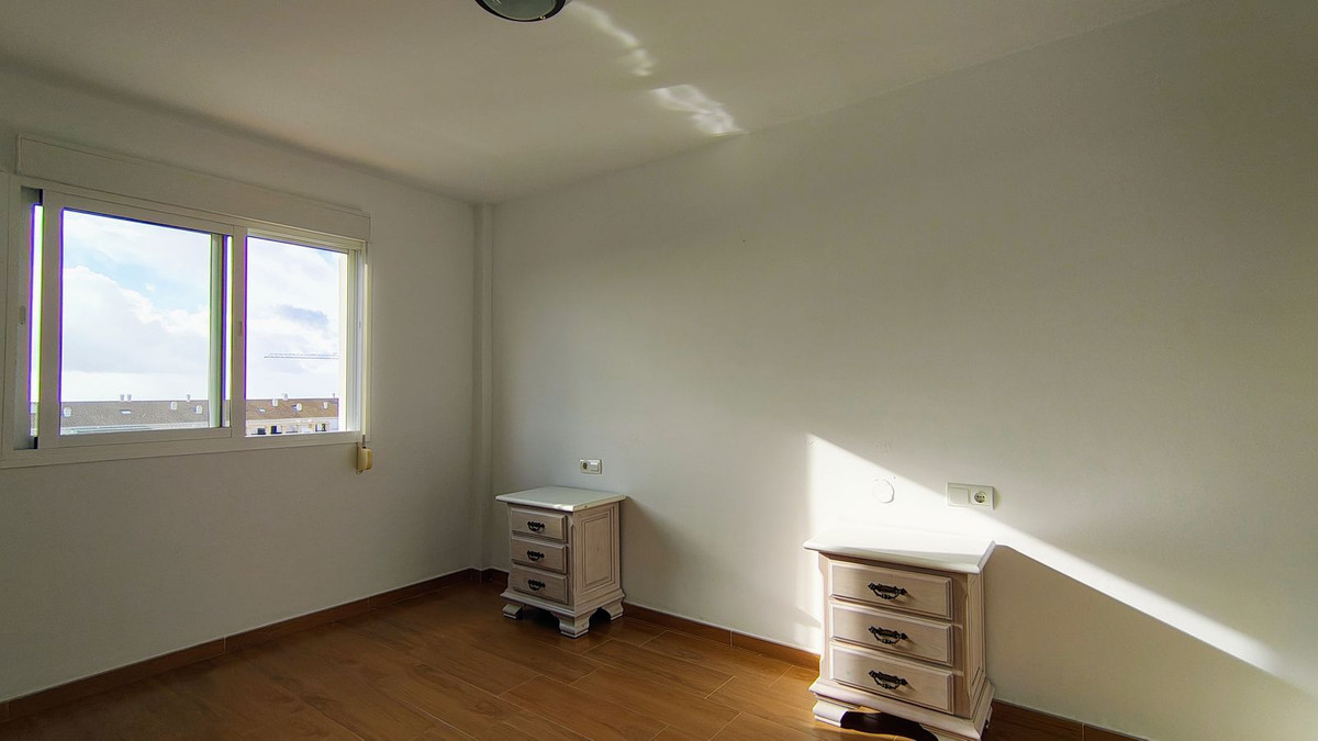 Appartement te koop in San Pedro de Alcántara | 4 slaapkamers H5302522