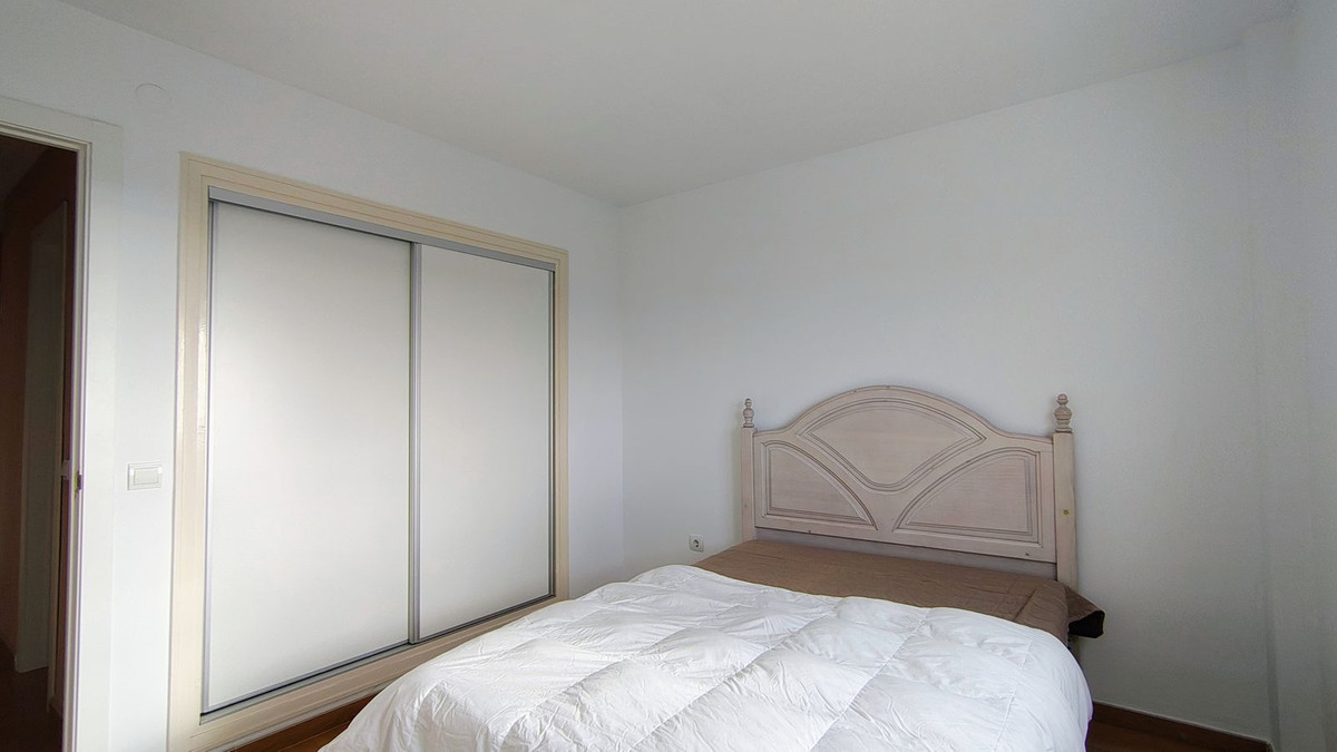 Appartement te koop in San Pedro de Alcántara | 4 slaapkamers H5302522