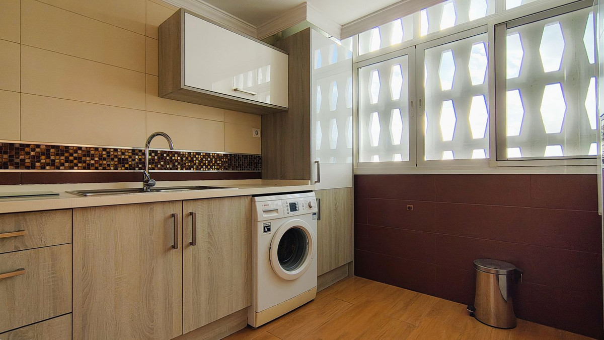 Appartement te koop in San Pedro de Alcántara | 4 slaapkamers H5302522