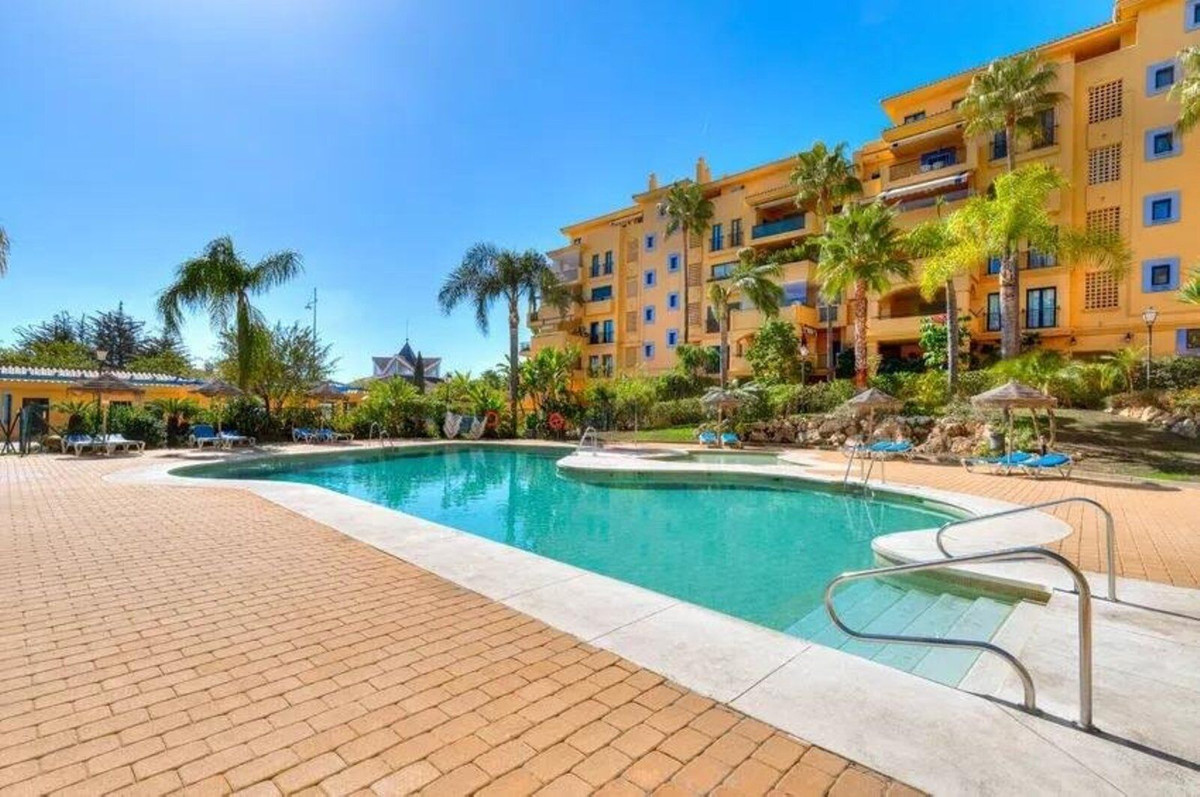 Appartement te koop in San Pedro de Alcántara | 3 slaapkamers H5307286