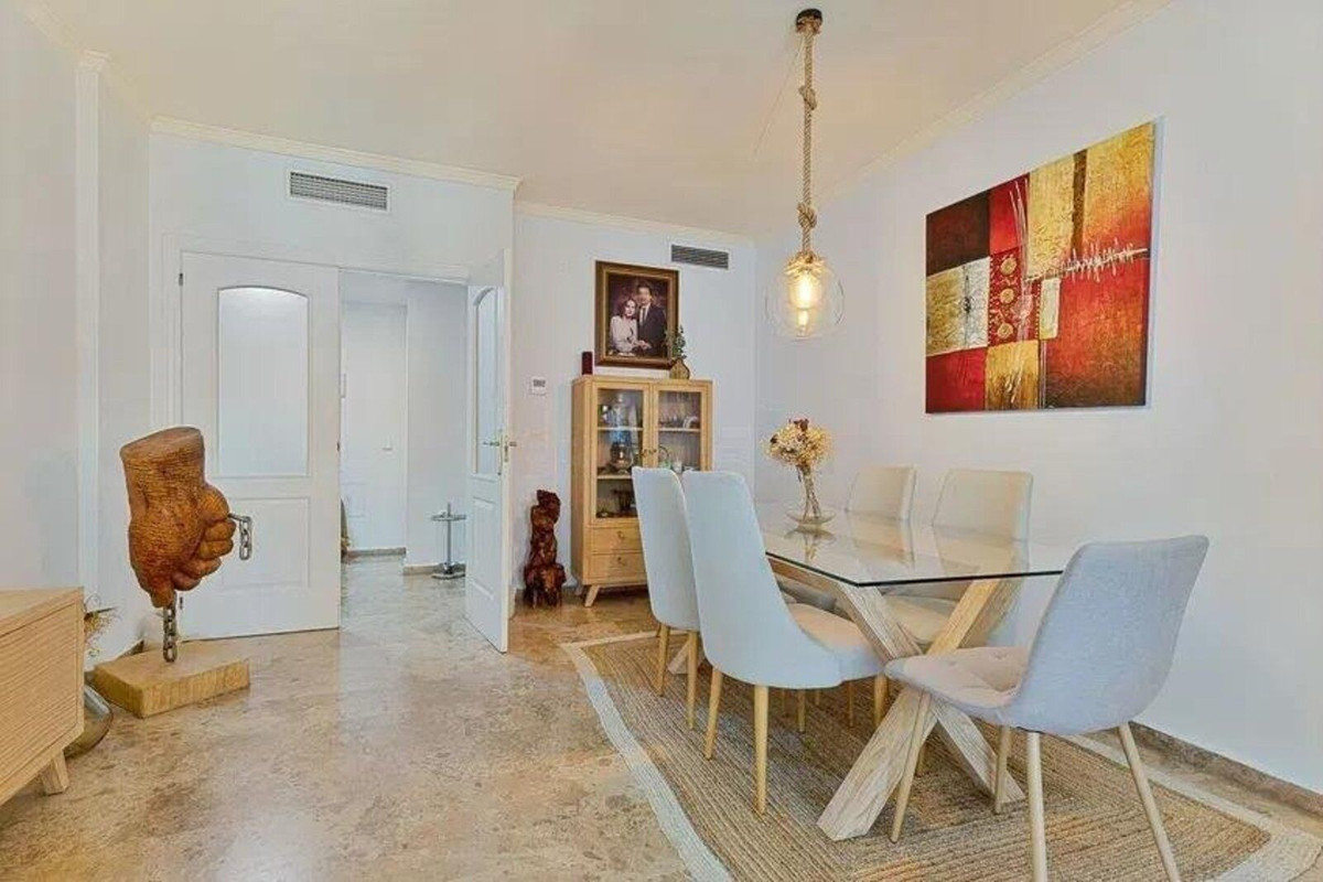 Appartement te koop in San Pedro de Alcántara | 3 slaapkamers H5307286