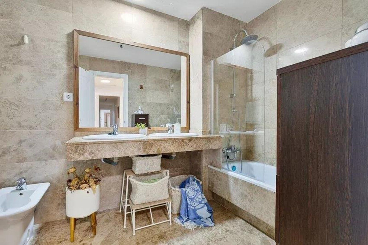 Appartement te koop in San Pedro de Alcántara | 3 slaapkamers H5307286