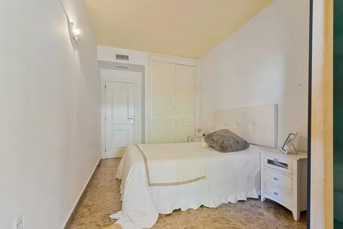 Appartement te koop in San Pedro de Alcántara | 3 slaapkamers H5307286