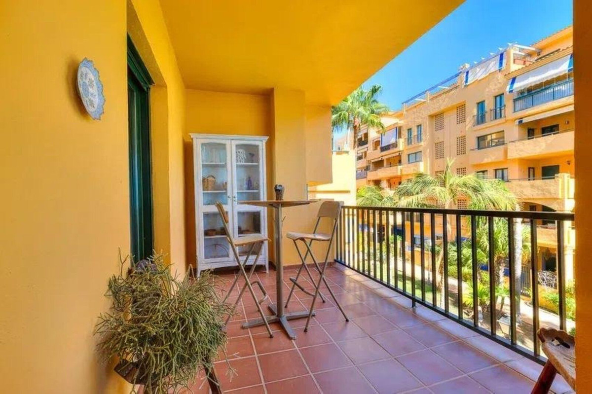 Appartement te koop in San Pedro de Alcántara | 3 slaapkamers H5307286