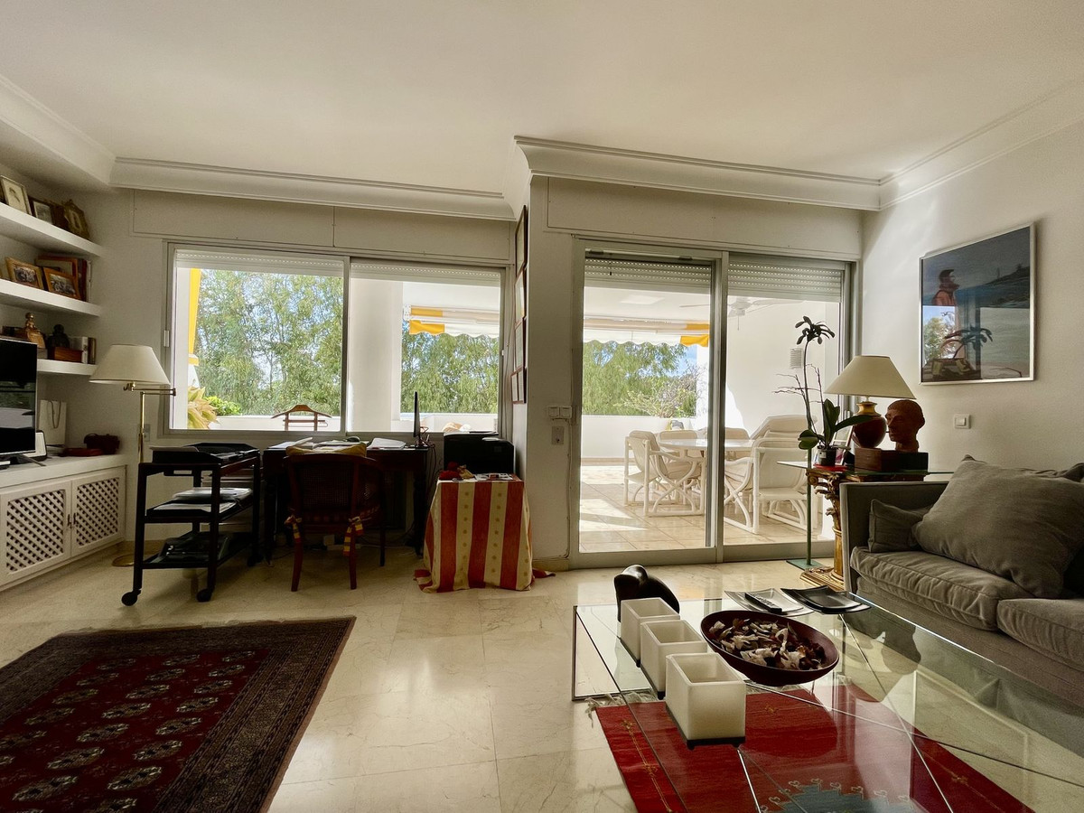 Appartement te koop in San Pedro de Alcántara | 2 slaapkamers H5308585