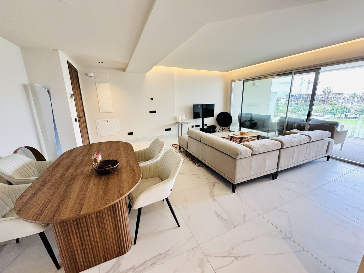 Appartement te koop in San Pedro de Alcántara | 2 slaapkamers H5318728