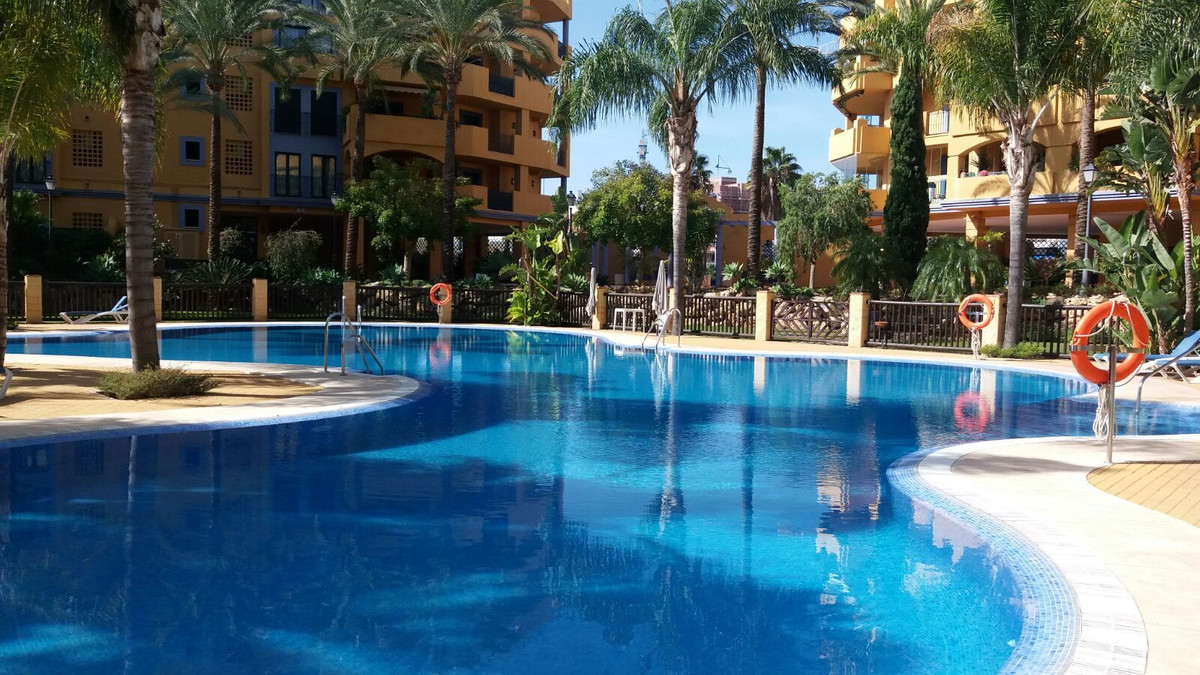Appartement te koop in San Pedro de Alcántara | 2 slaapkamers H5325055