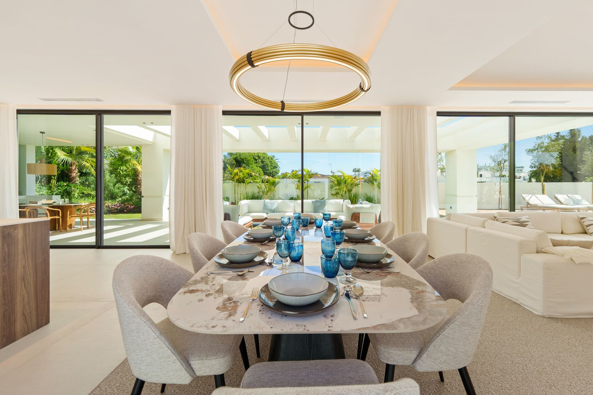 Huis te koop in San Pedro de Alcántara | 5 slaapkamers H5327461