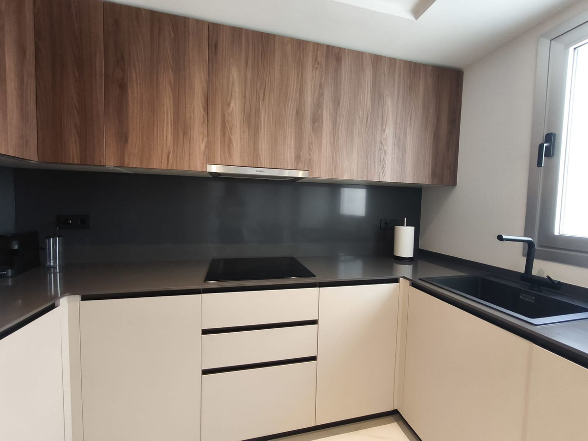 Huis te koop in San Pedro de Alcántara | 2 slaapkamers H5329492