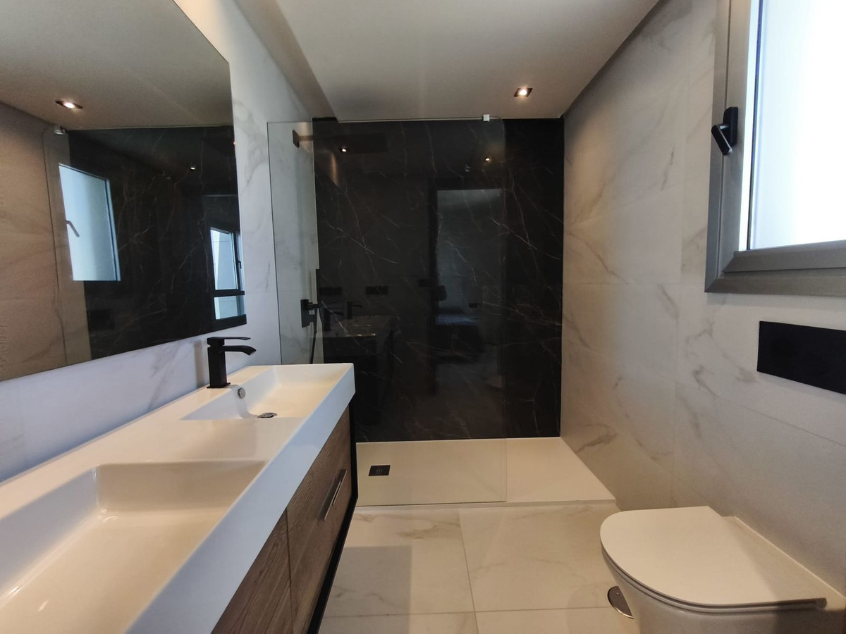 Huis te koop in San Pedro de Alcántara | 2 slaapkamers H5329492