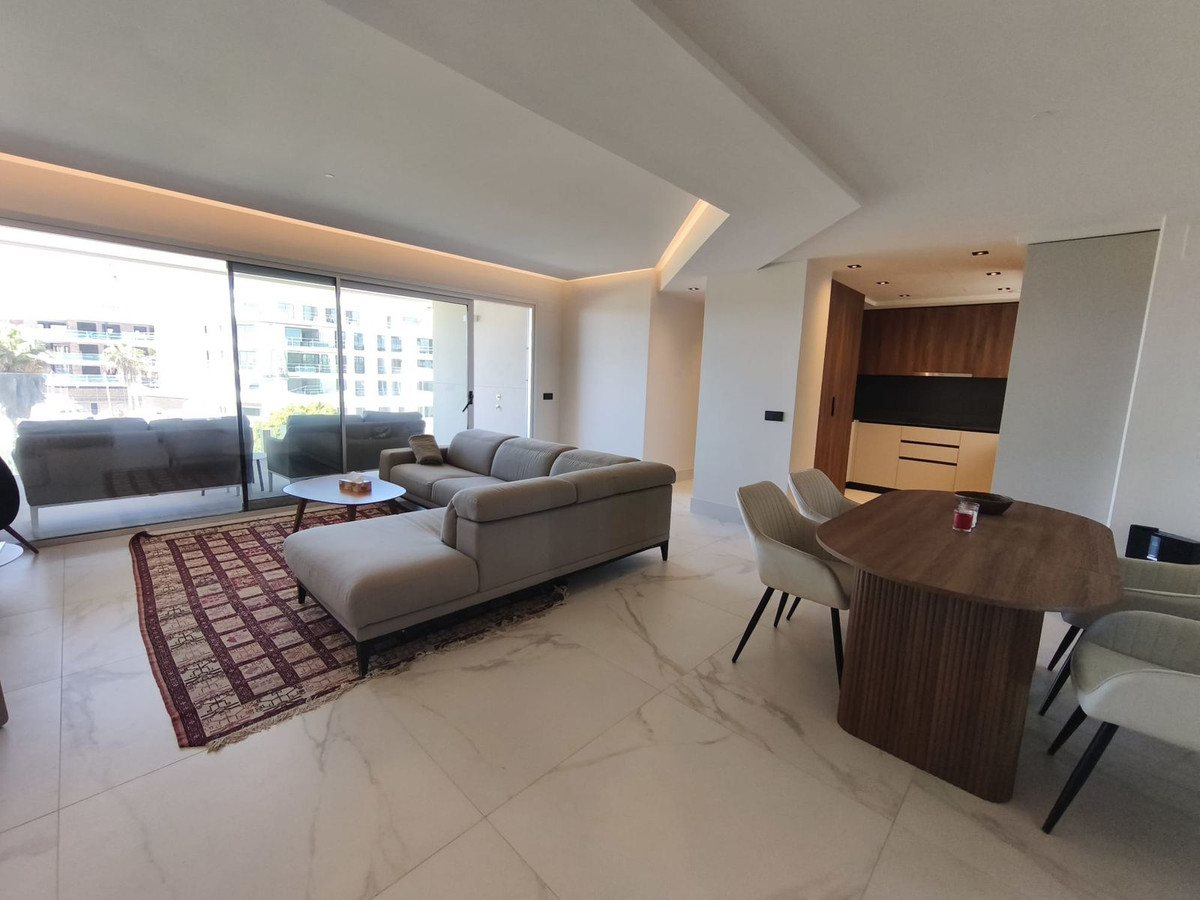 Huis te koop in San Pedro de Alcántara | 2 slaapkamers H5329492