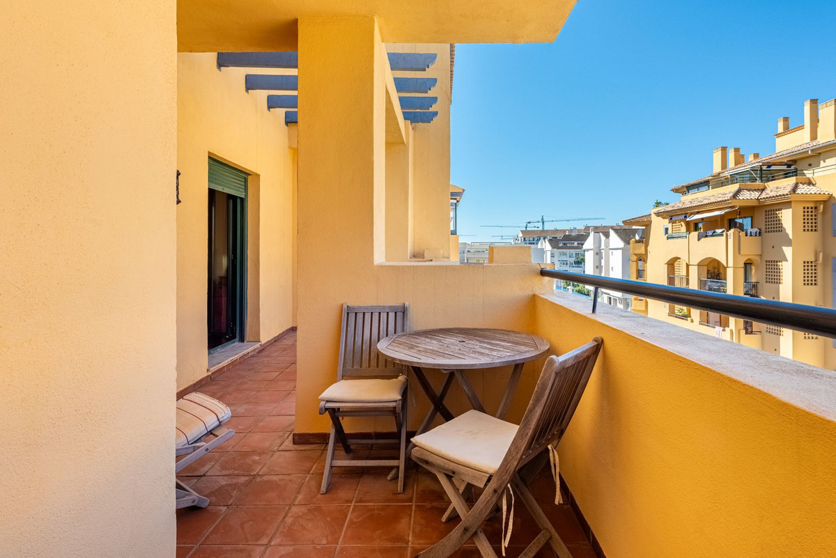 Appartement te koop in San Pedro de Alcántara | 2 slaapkamers H5329675