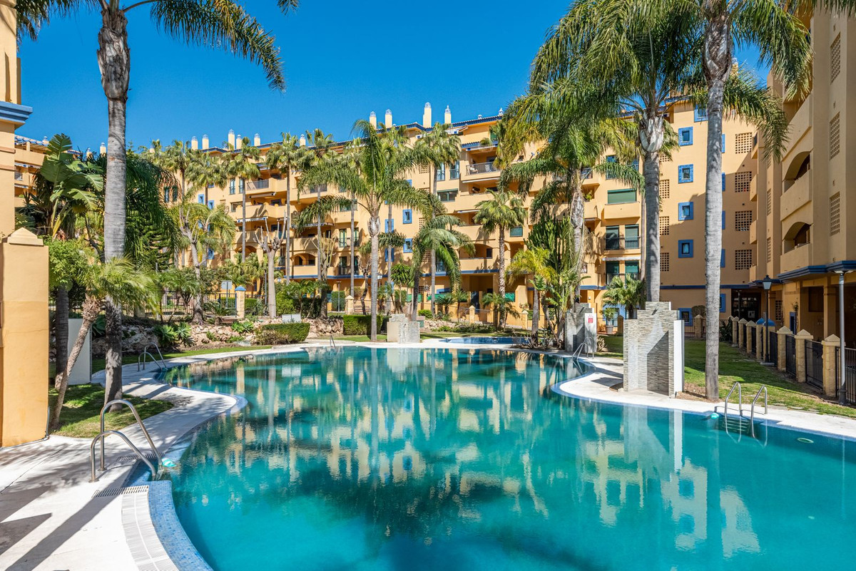 Appartement te koop in San Pedro de Alcántara | 2 slaapkamers H5329675