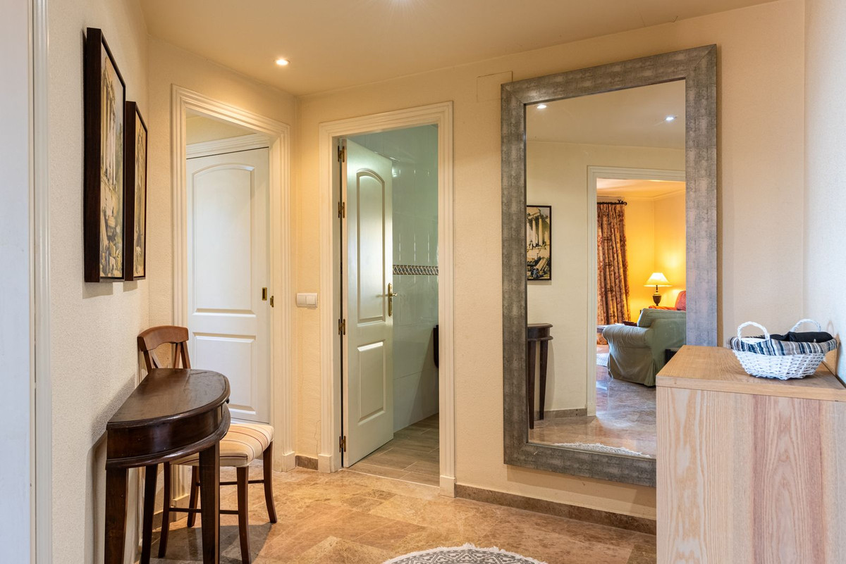 Appartement te koop in San Pedro de Alcántara | 2 slaapkamers H5329675