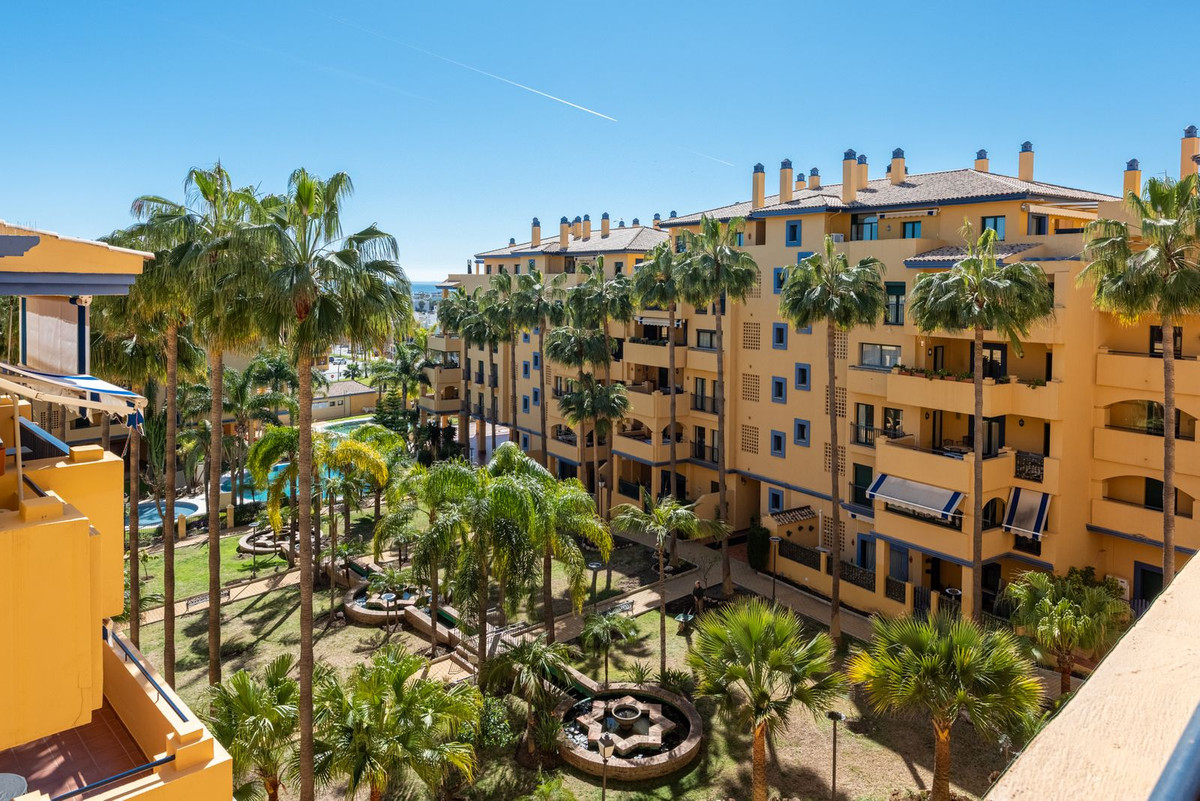 Appartement te koop in San Pedro de Alcántara | 2 slaapkamers H5329675