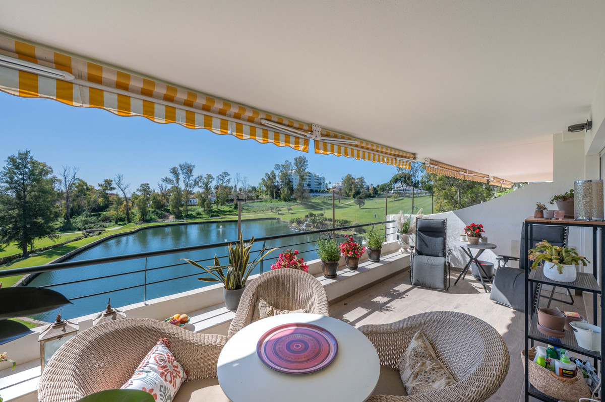 Appartement te koop in San Pedro de Alcántara | 4 slaapkamers H5349172