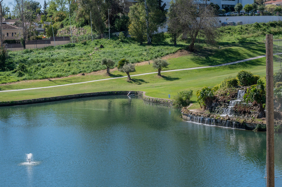 Appartement te koop in San Pedro de Alcántara | 4 slaapkamers H5349172