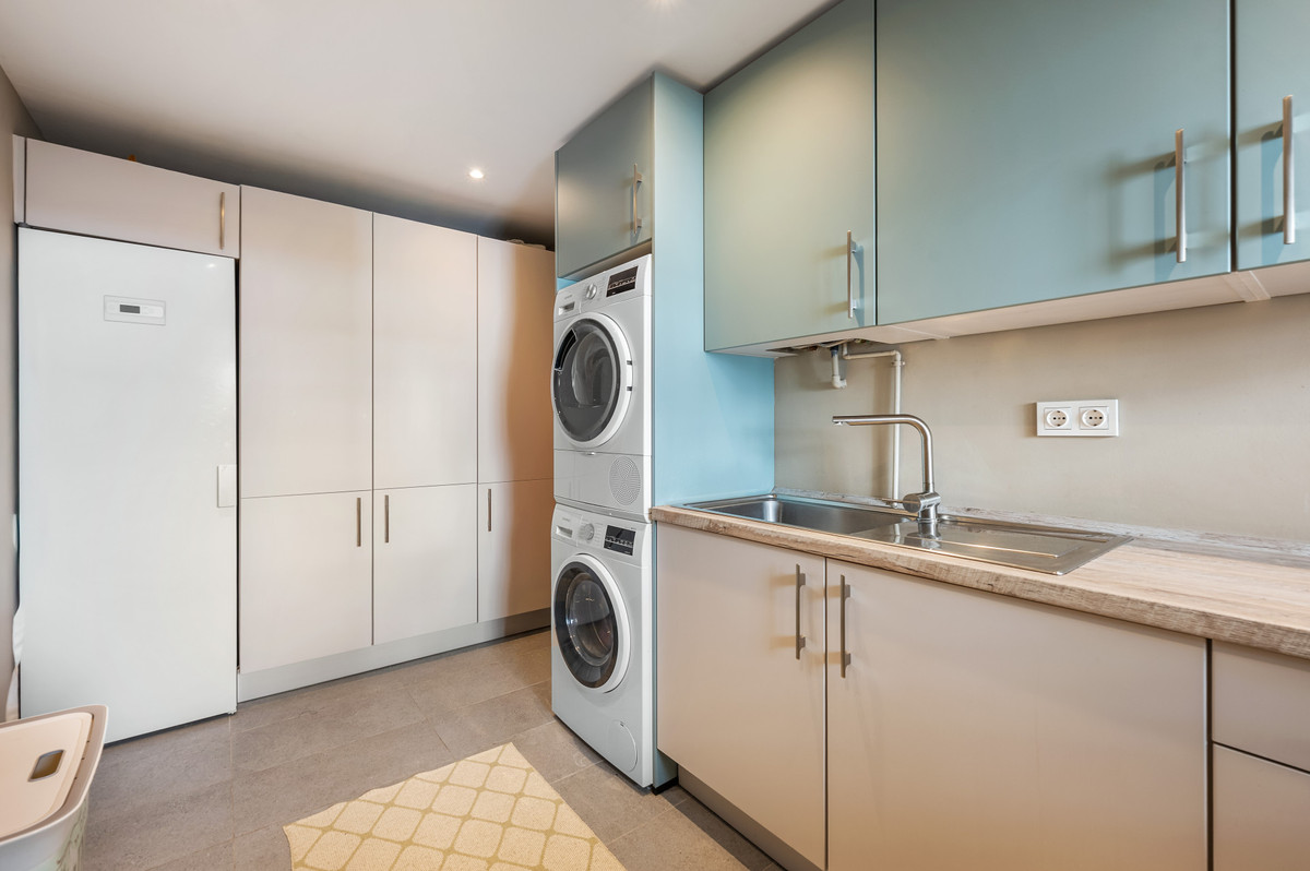 Appartement te koop in San Pedro de Alcántara | 4 slaapkamers H5349172