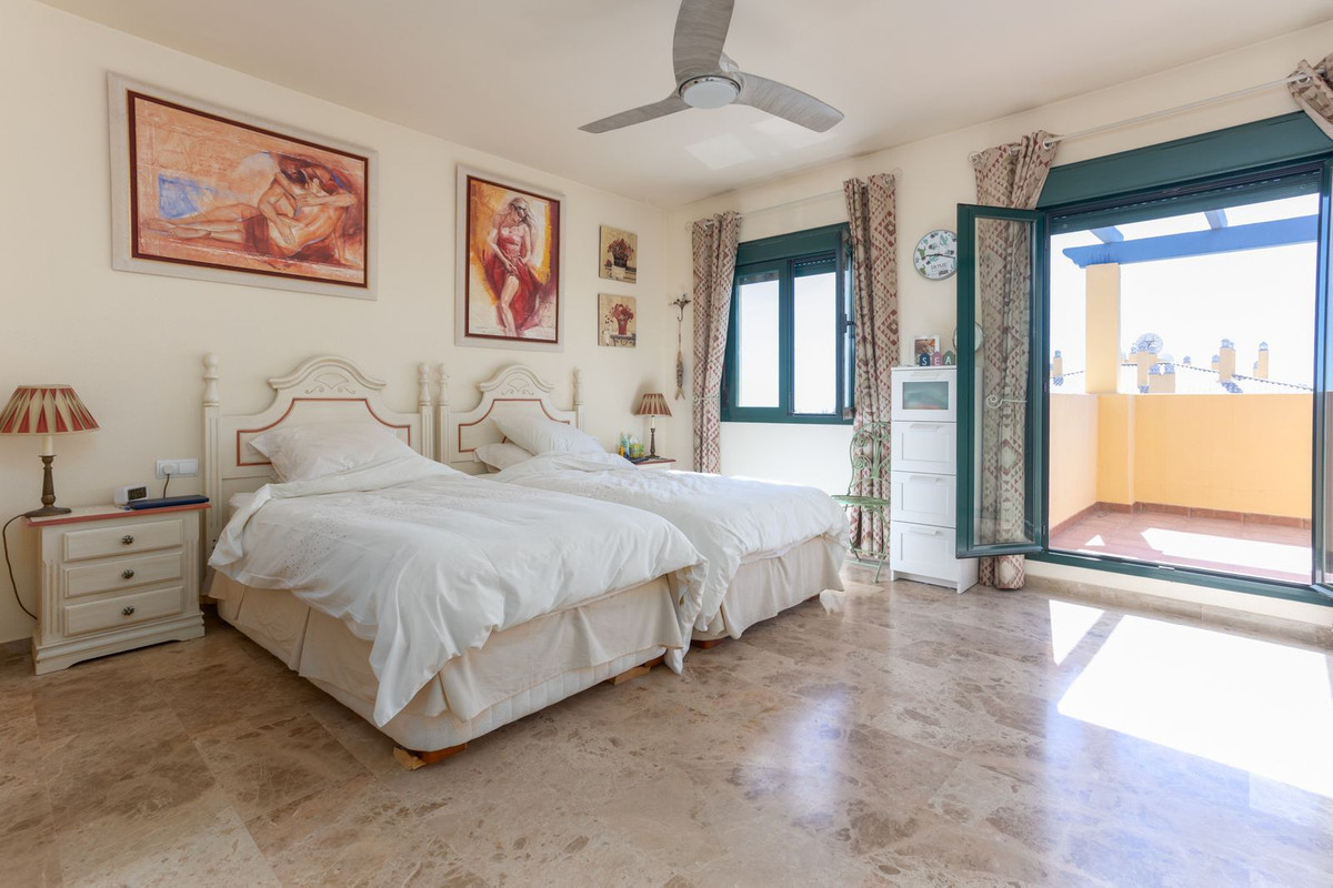 Appartement te koop in San Pedro de Alcántara | 3 slaapkamers H5360602