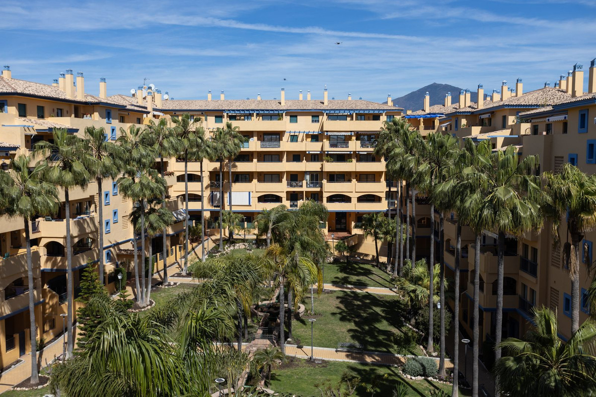 Appartement te koop in San Pedro de Alcántara | 3 slaapkamers H5360602