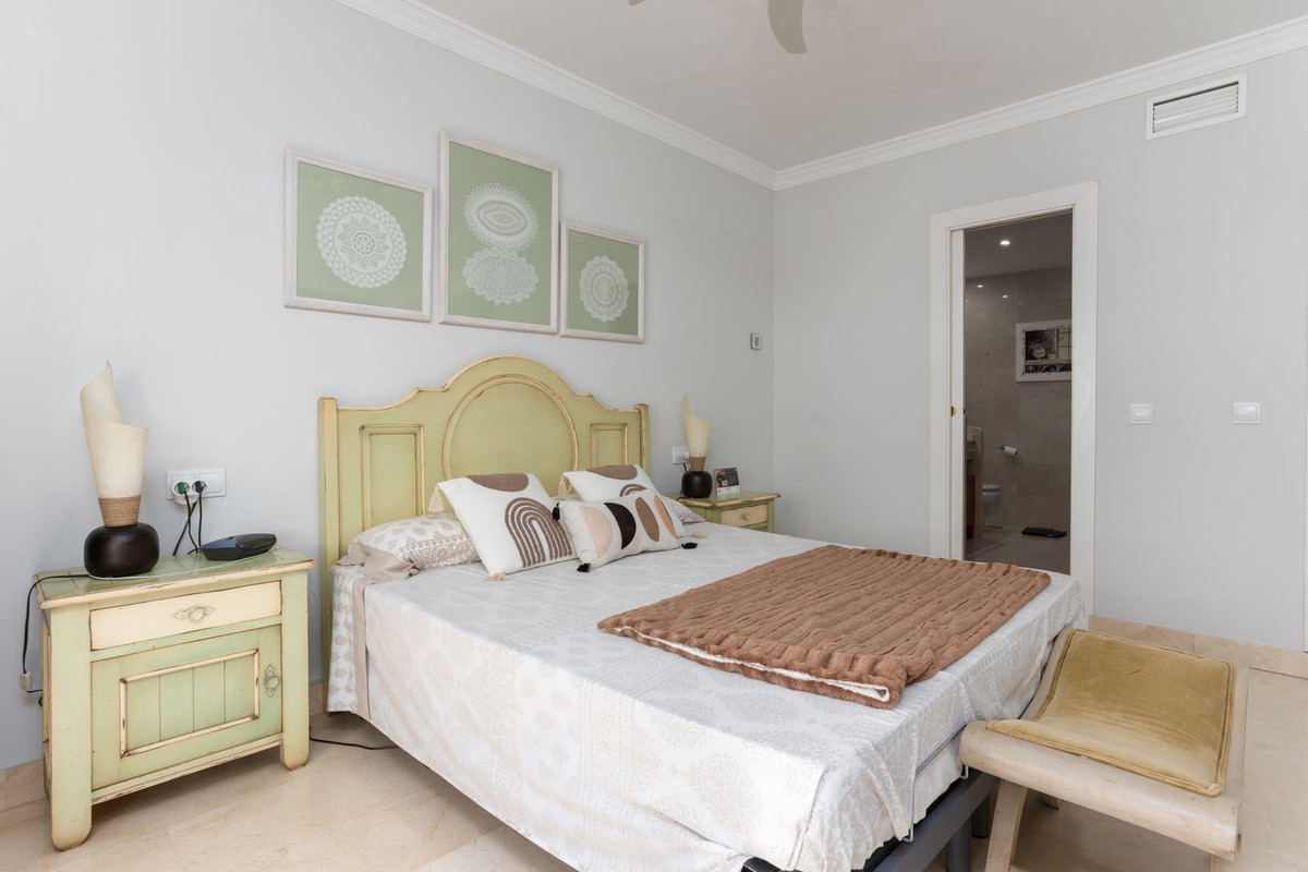 Appartement te koop in San Pedro de Alcántara | 2 slaapkamers H5367709