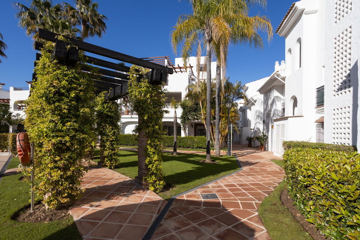 Appartement te koop in San Pedro de Alcántara | 2 slaapkamers H5367709