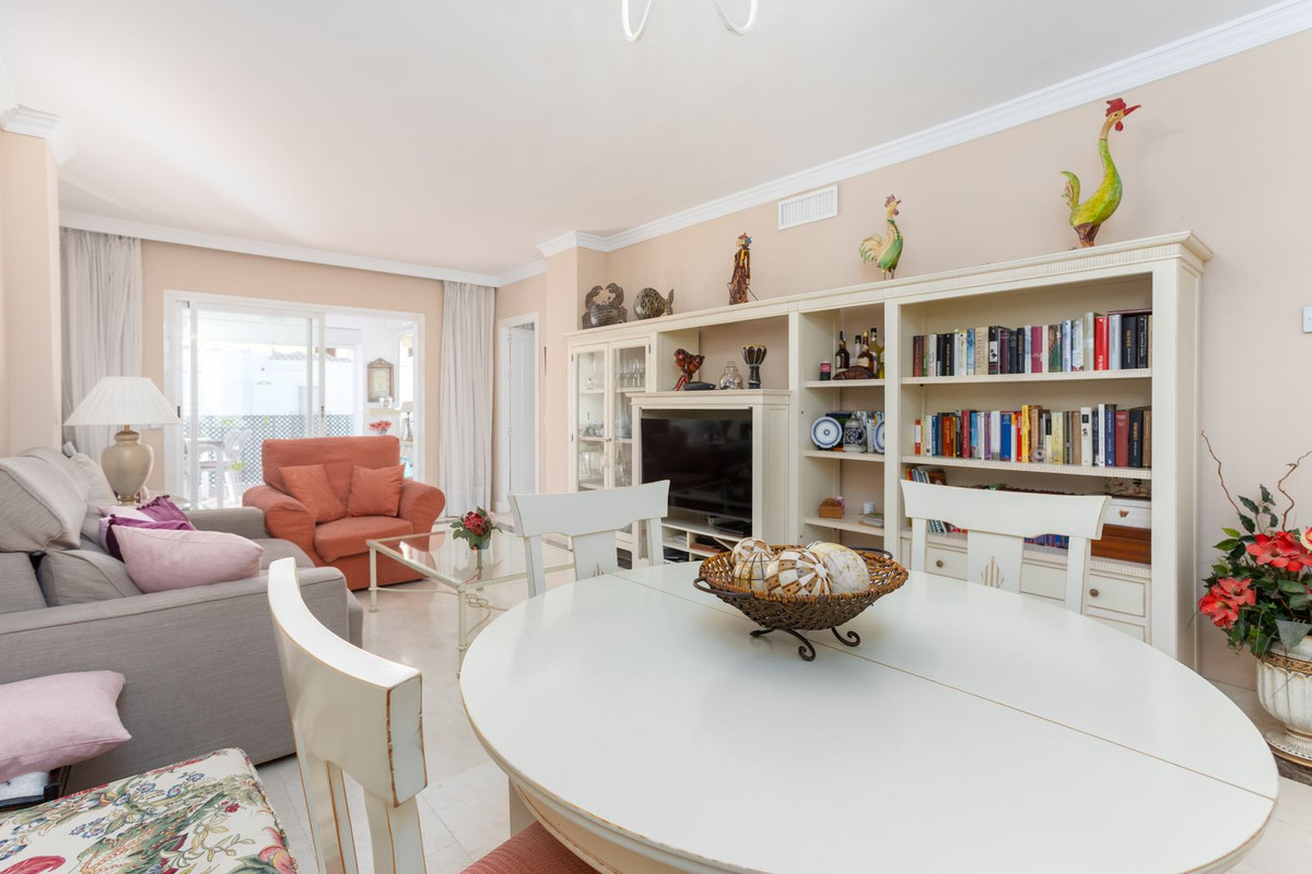 Appartement te koop in San Pedro de Alcántara | 2 slaapkamers H5367709
