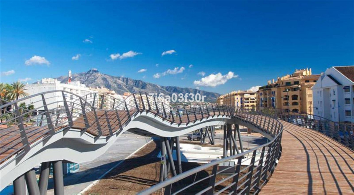 Appartement te koop in San Pedro de Alcántara | 3 slaapkamers H5368105