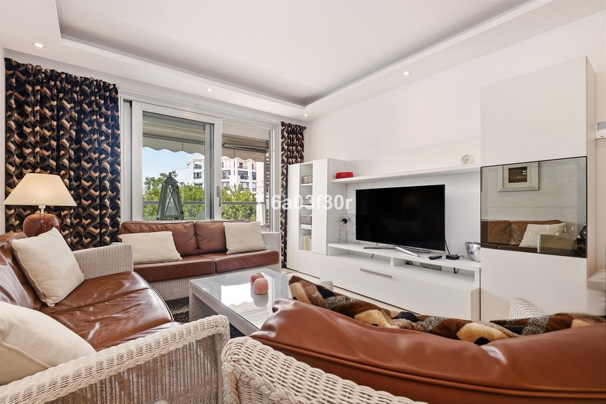 Appartement te koop in San Pedro de Alcántara | 3 slaapkamers H5368105