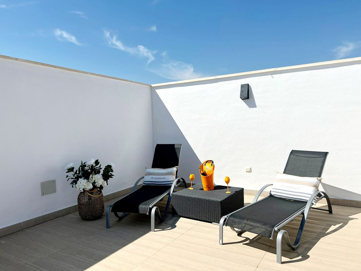 Appartement te koop in San Pedro de Alcántara | 3 slaapkamers H5369218