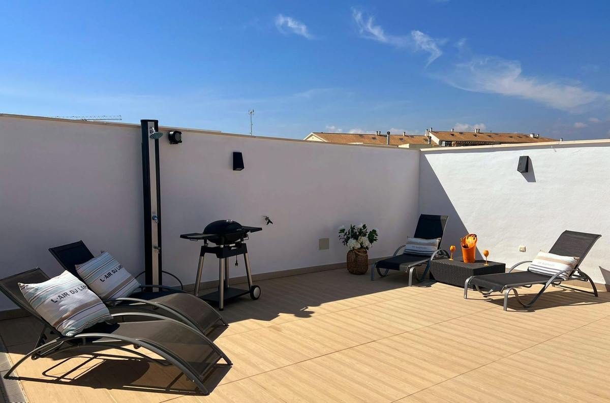 Appartement te koop in San Pedro de Alcántara | 3 slaapkamers H5369218