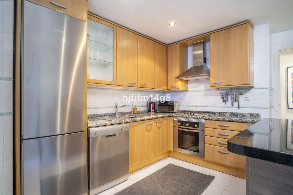 Appartement te koop in San Pedro de Alcántara | 2 slaapkamers H5371969