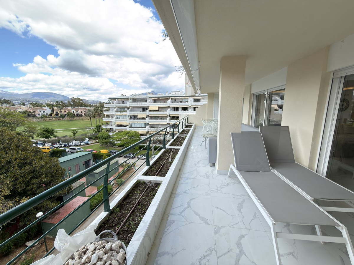 Appartement te koop in San Pedro de Alcántara | 2 slaapkamers H5373826