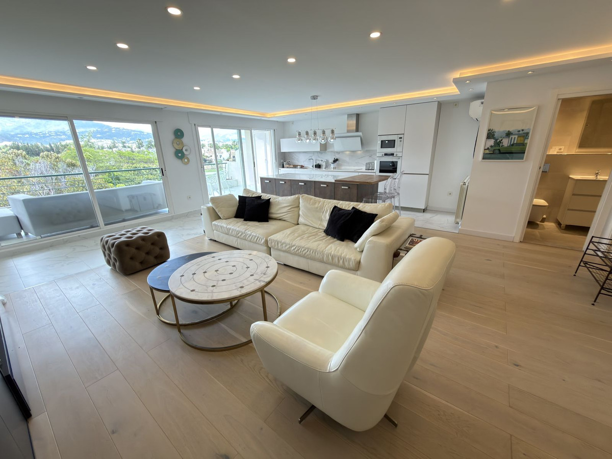 Appartement te koop in San Pedro de Alcántara | 2 slaapkamers H5373826