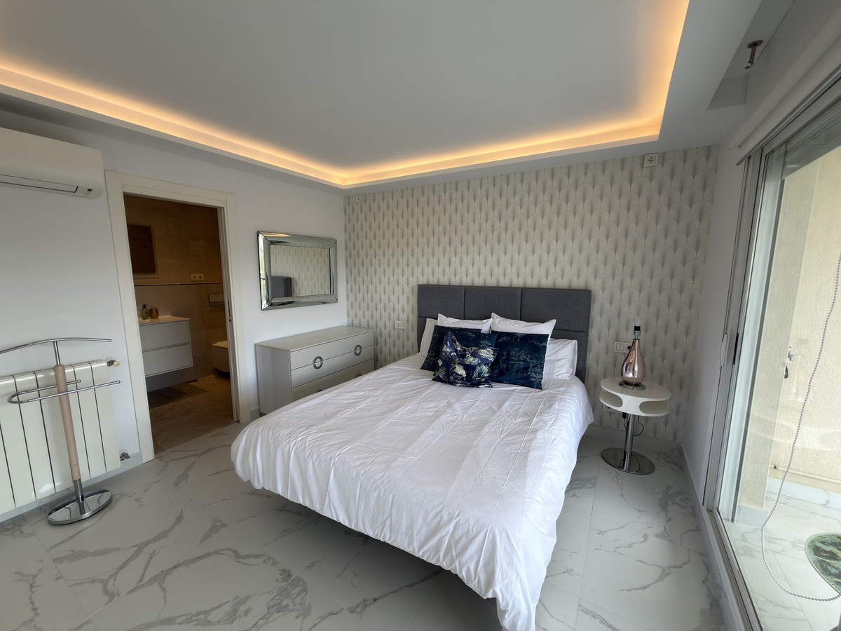 Appartement te koop in San Pedro de Alcántara | 2 slaapkamers H5373826