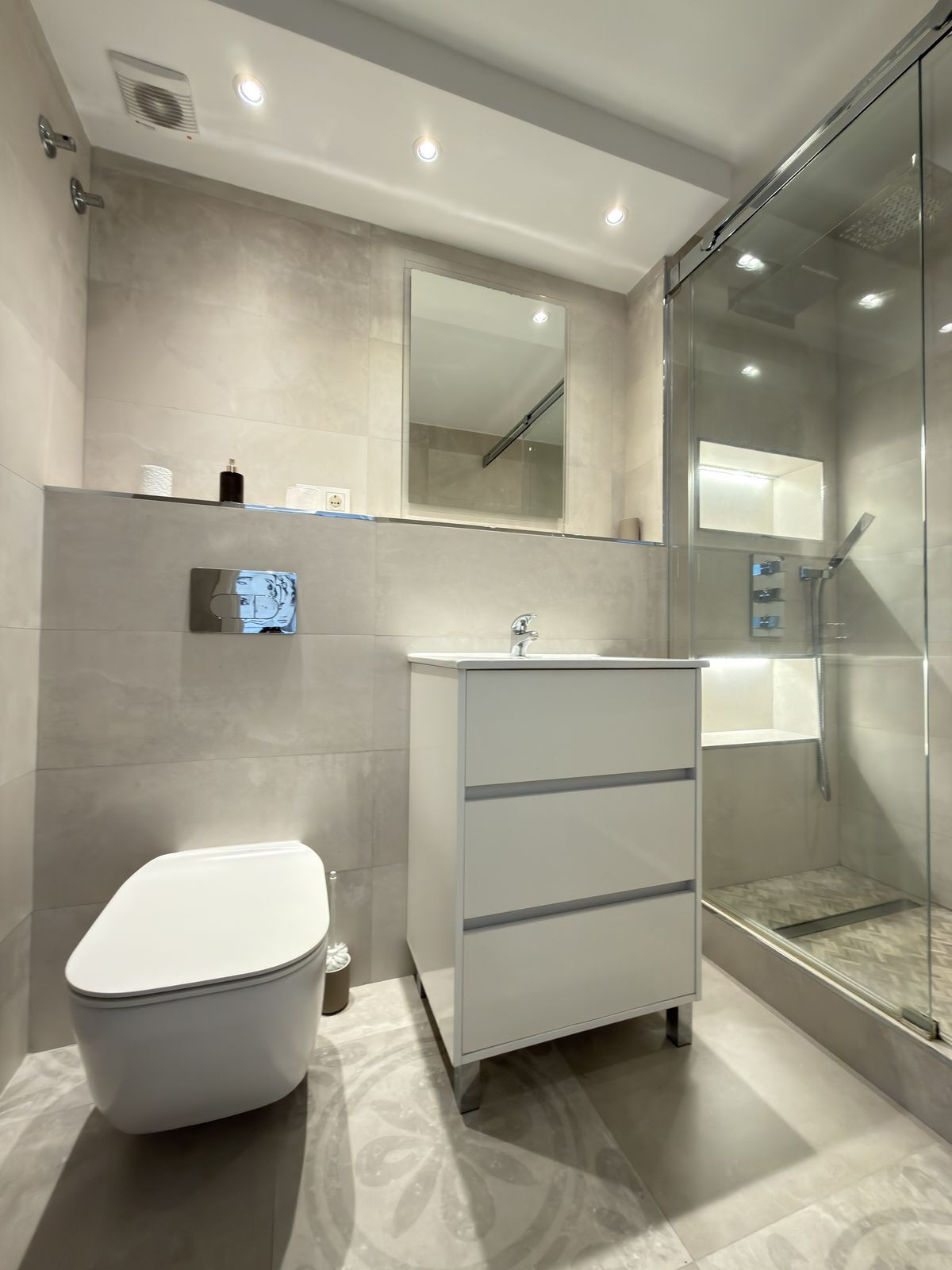 Appartement te koop in San Pedro de Alcántara | 2 slaapkamers H5373826