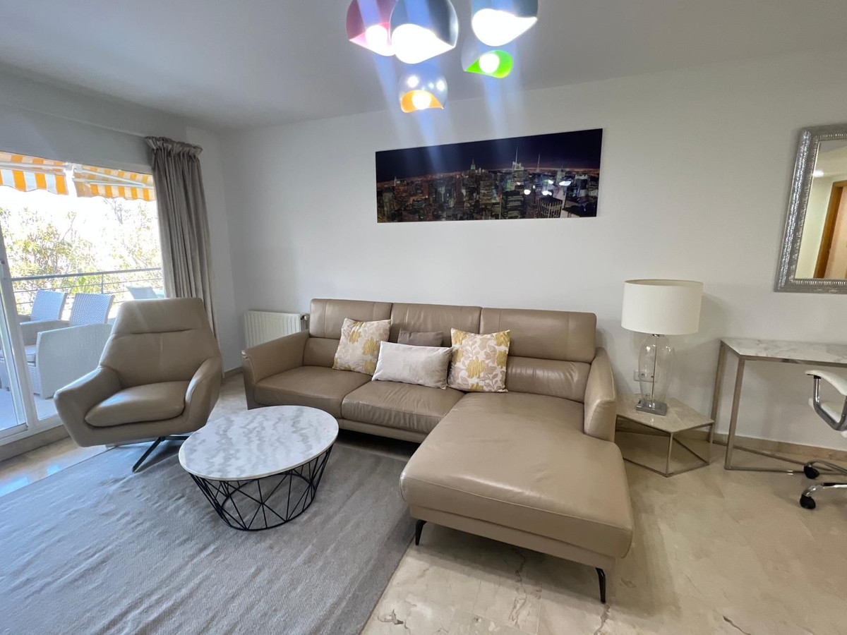Appartement te koop in San Pedro de Alcántara | 3 slaapkamers H5373871