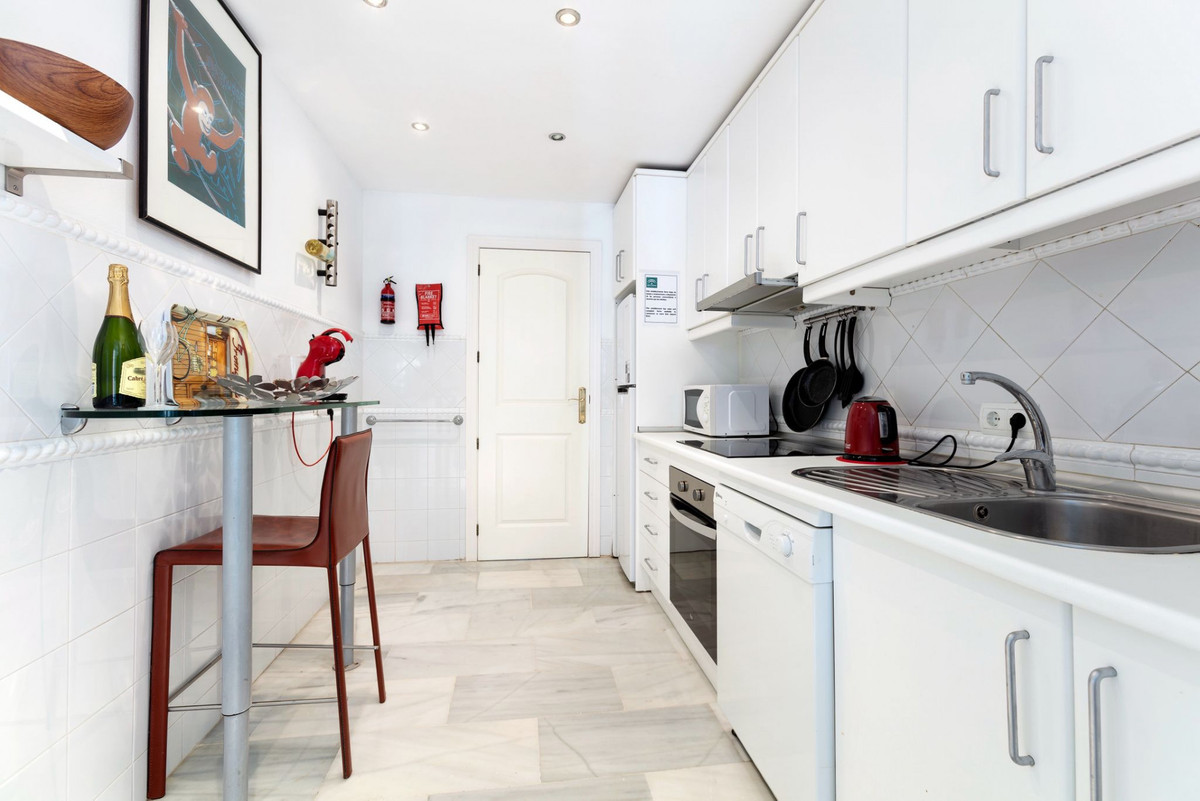 Appartement te koop in San Pedro de Alcántara | 2 slaapkamers H5374591