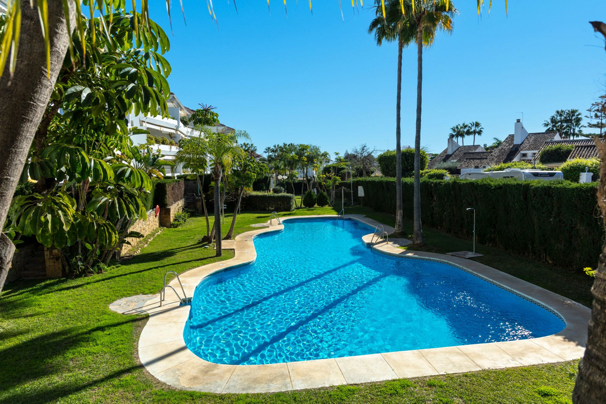 Appartement te koop in San Pedro de Alcántara | 2 slaapkamers H5374591
