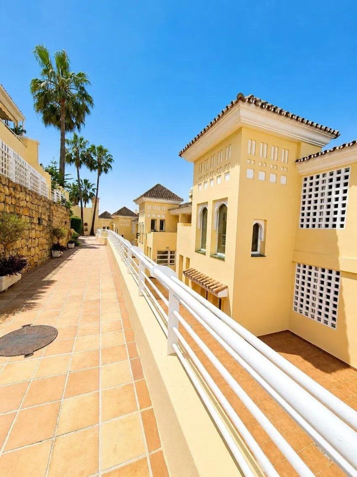 Appartement te koop in San Pedro de Alcántara | 3 slaapkamers H5379697