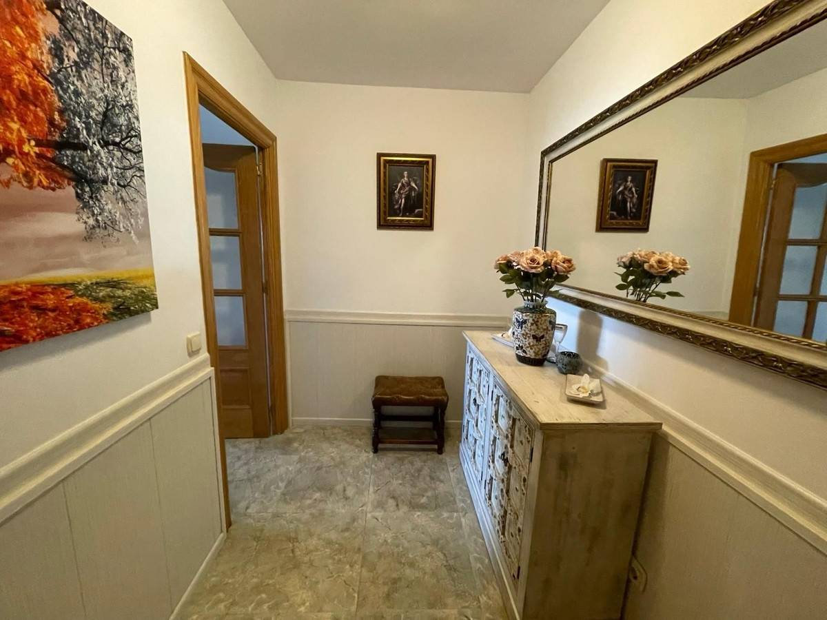 Appartement te koop in San Pedro de Alcántara | 4 slaapkamers H5389048