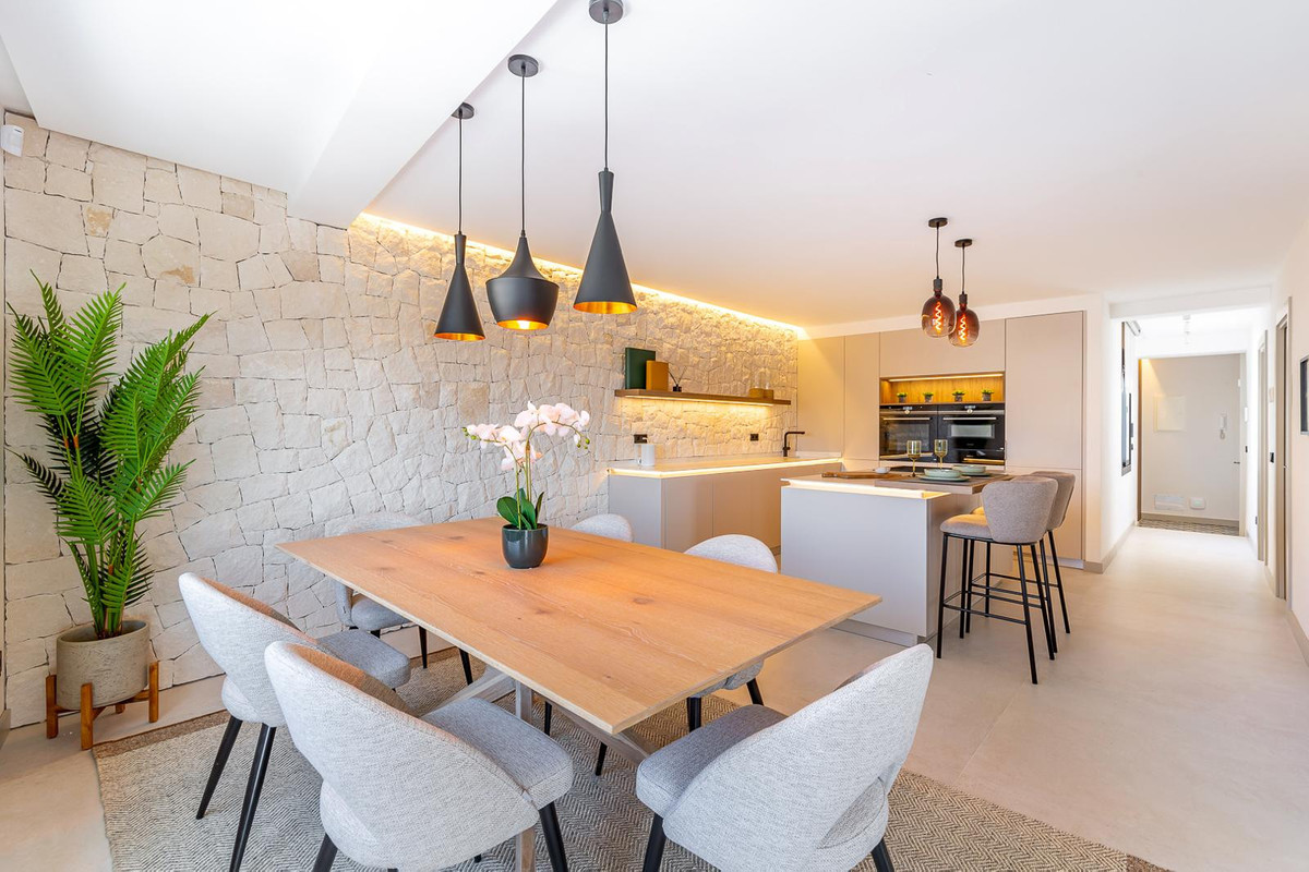 Appartement te koop in San Pedro de Alcántara | 2 slaapkamers H5391460
