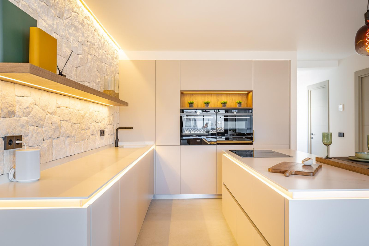 Appartement te koop in San Pedro de Alcántara | 2 slaapkamers H5391460