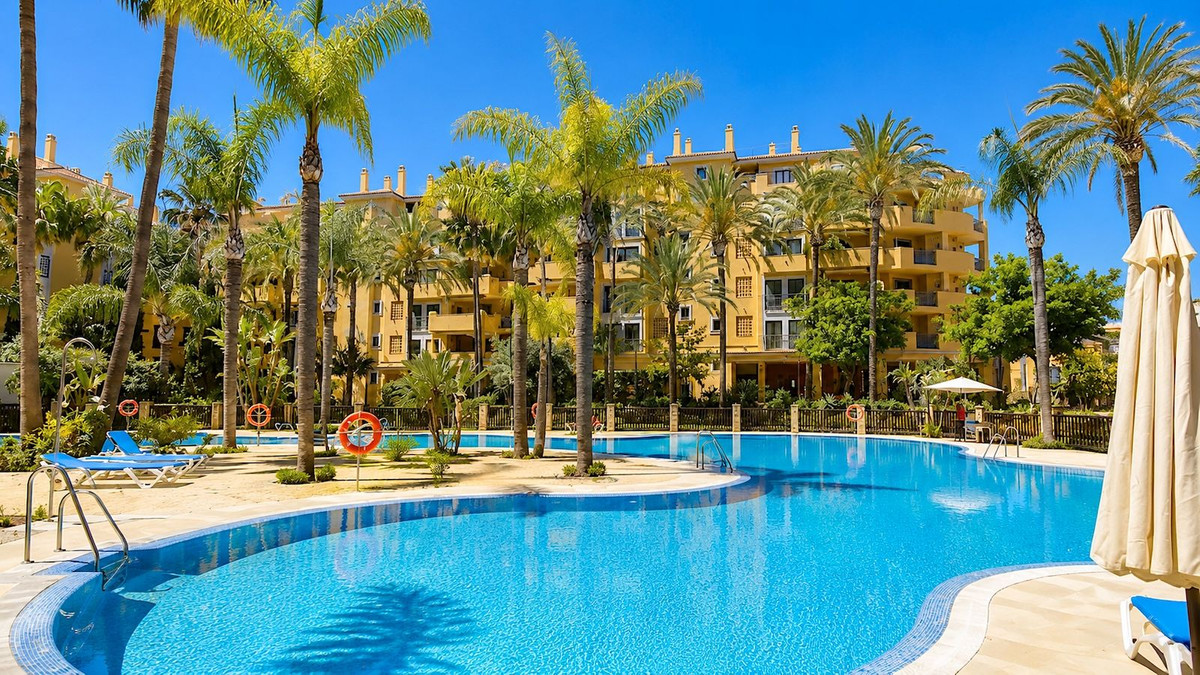 Appartement te koop in San Pedro de Alcántara | 2 slaapkamers H5398630